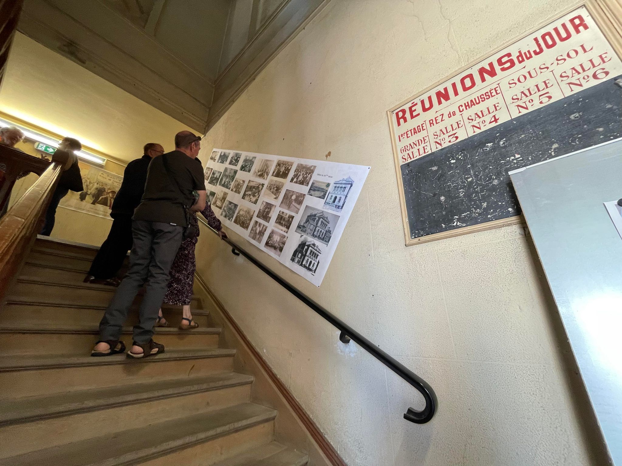 Edifice communal int&eacute;rieur.jpg (474 KB)