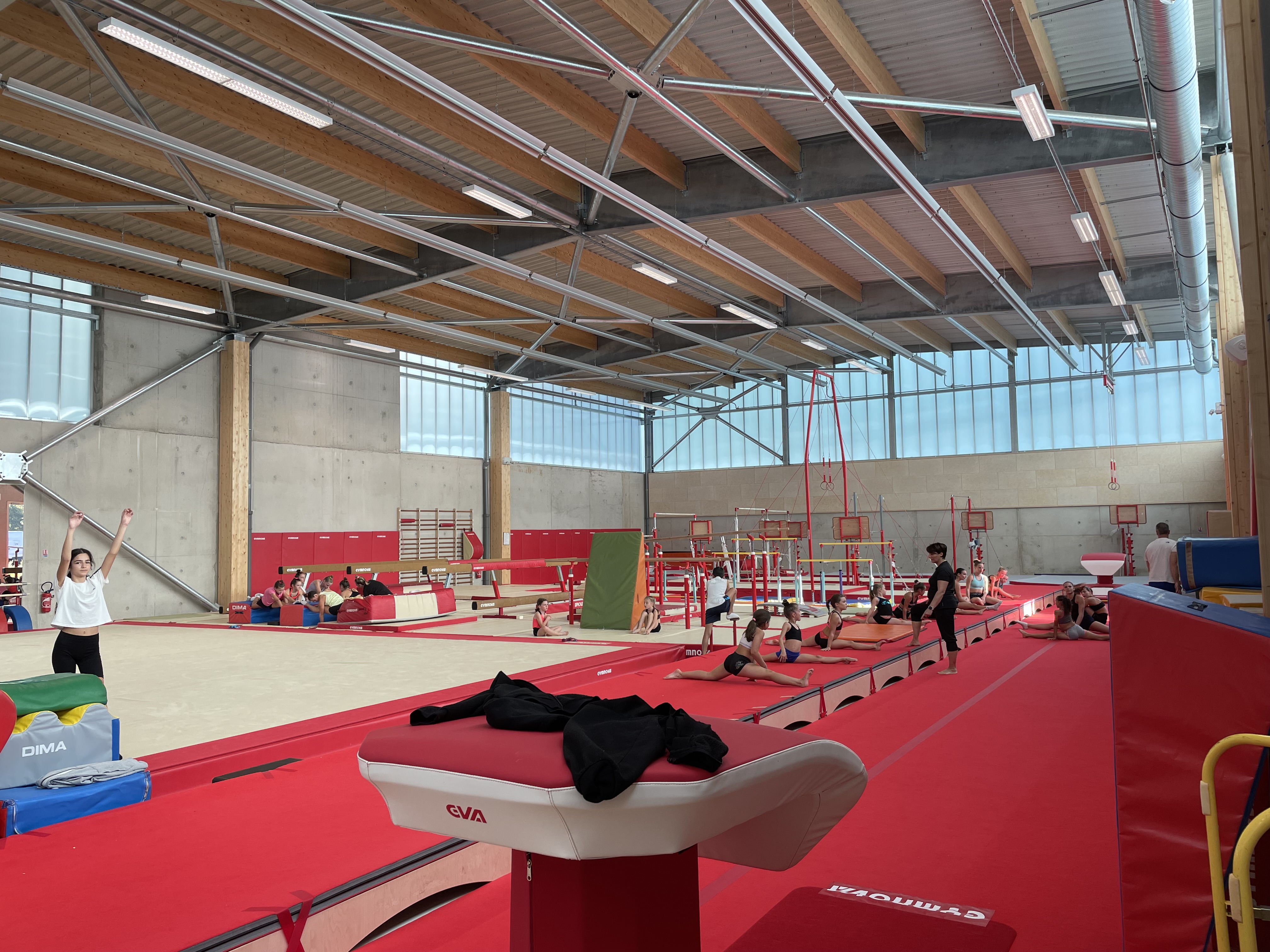 Nouvelle salle ISM gymnastique Paul Constans octobre 2023 (1).JPG (4.33 MB)