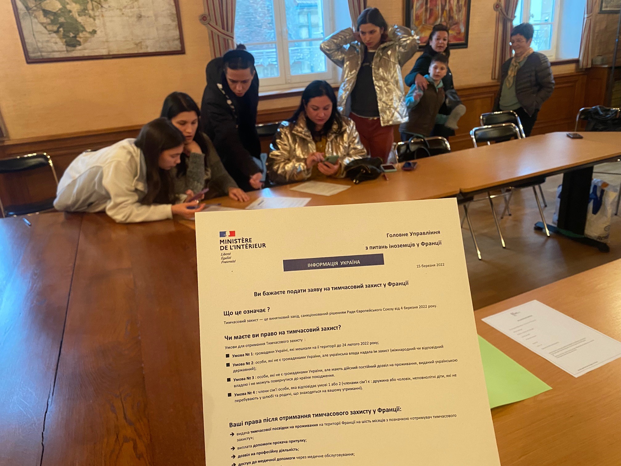 REFUGIES UKRAINIENS CERILLY 2.jpg (689 KB)