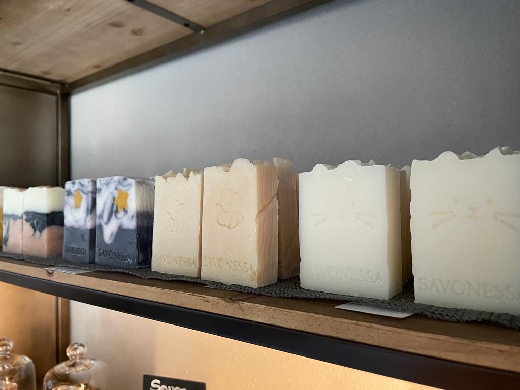 SAVONESSA HURIEL SAVON ARTISANAT.JPG (87 KB)