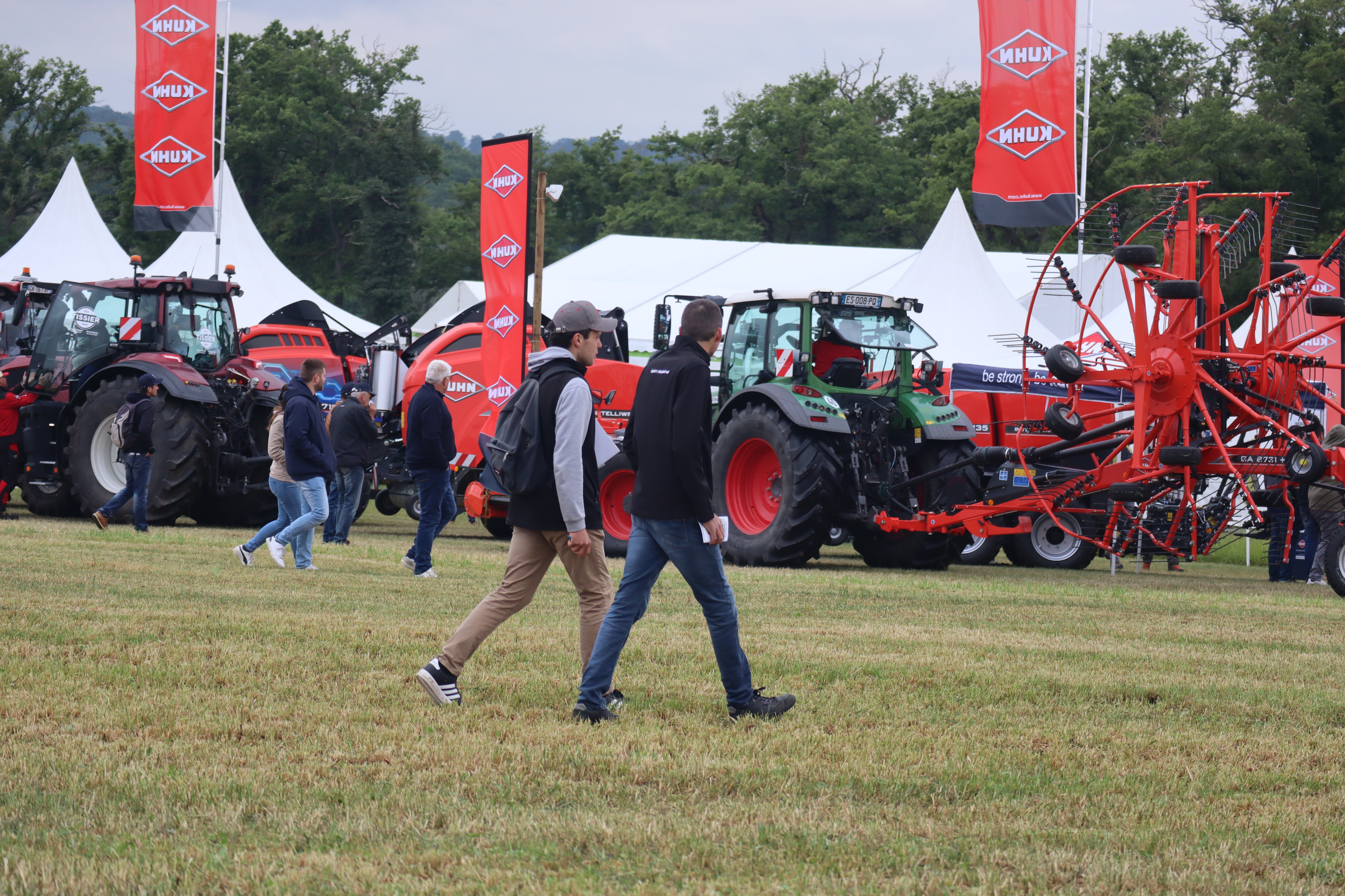 Salon herve Villefranche d'Allier 2025 tracteur (4).JPG (10.76 MB)