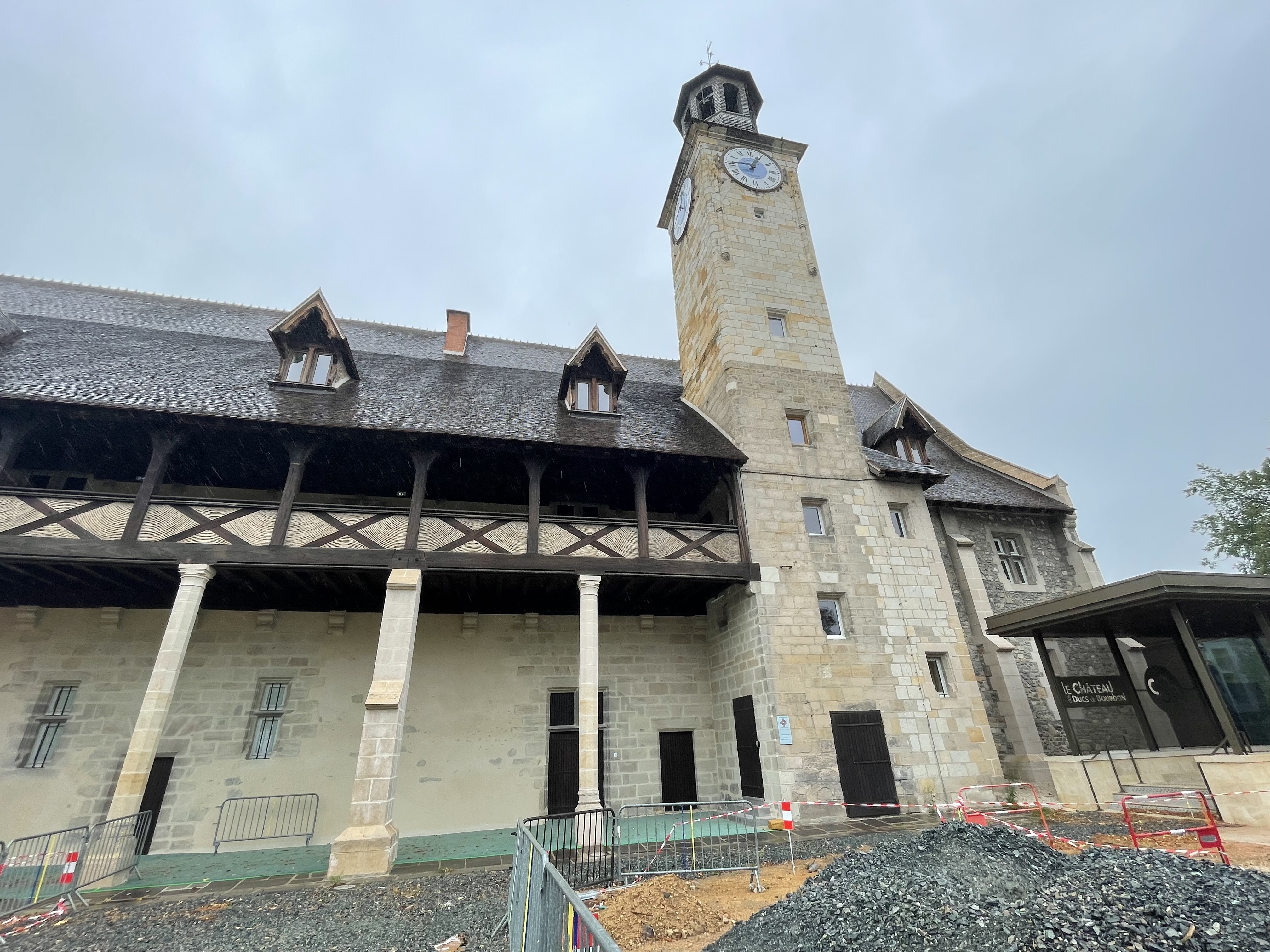 Visite futur mus&eacute;e du ch&acirc;teau des ducs de Bourbon septembre 2025 (3).JPG (4.21 MB)