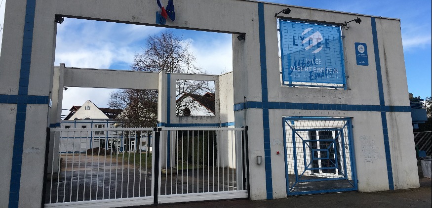 Lycée Albert Einstein Sainte Genevieve Des Bois