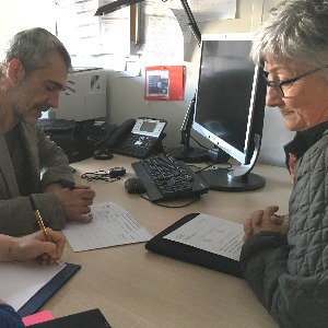 7 minutes pour décrocher un emploi : un job dating organisé hier à Pôle Emploi Montluçon nord