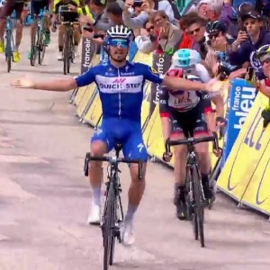 Julian Alaphilippe remporte la 4e étape du Critérium du Dauphiné
