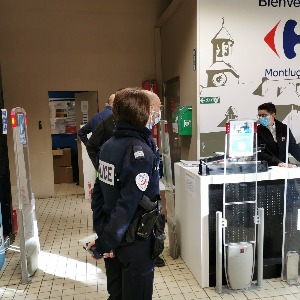 Port du masque, jauge maximale : des contrôles de police dans des grandes surfaces