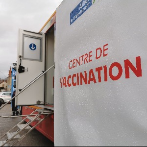 Douze nouvelles communes du département bientôt traversées par le bus itinérant de vaccination