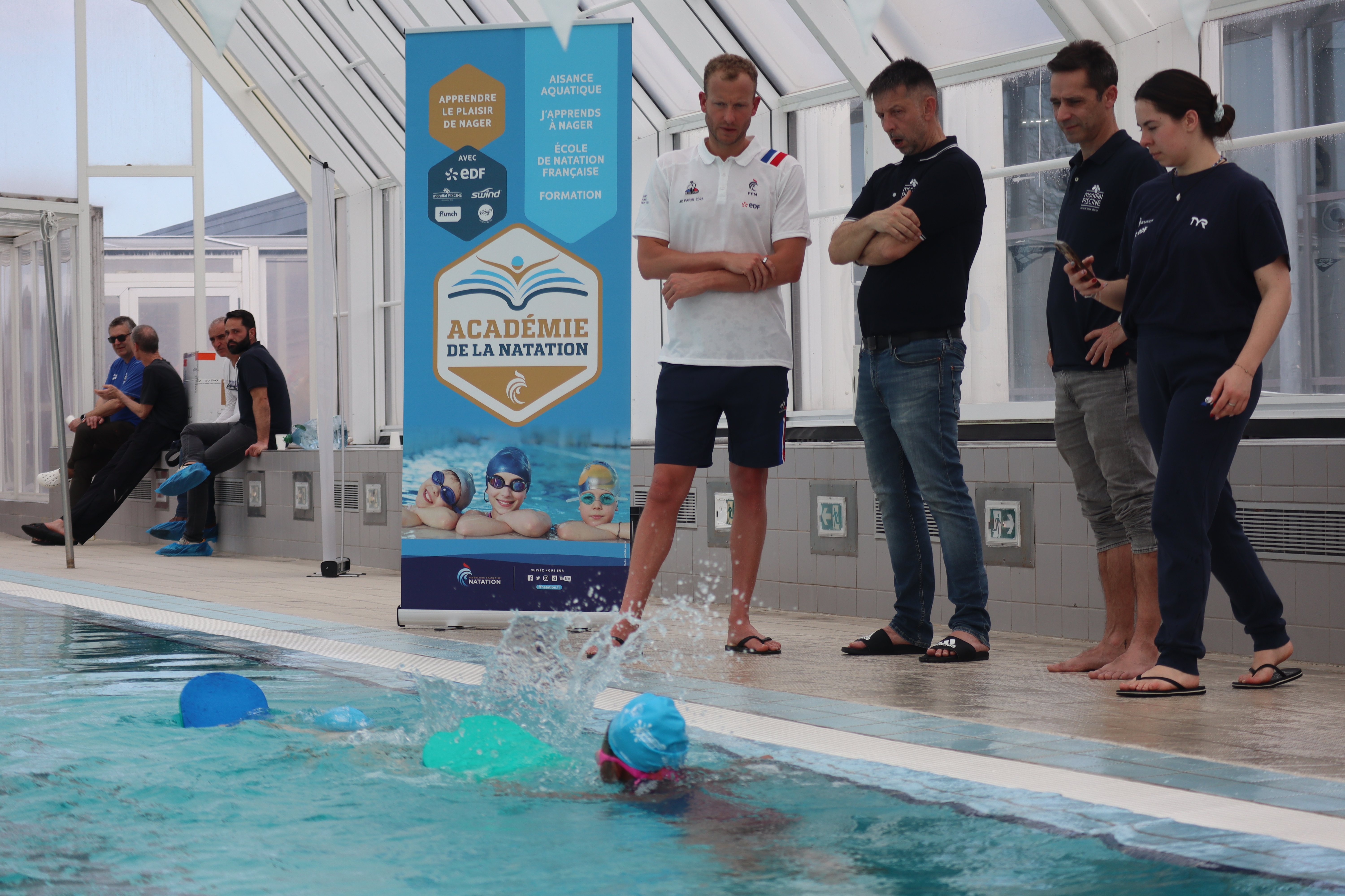 J'apprends à nager Damien Joly natation nage centre aqualudique (1).JPG (7.55 MB)