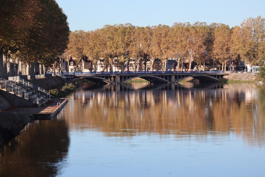 L'UNAPEI pays d'Allier espère pouvoir lancer son bar restaurant flottant sur le Cher fin 2026